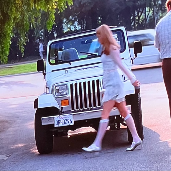 Cher clueless silver Mary Jane heels size 8.5 - Picture 10 of 11